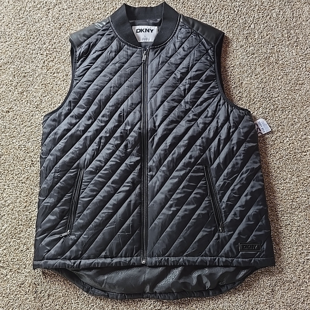 DKNY Black Mens Puffer Vest DK35VT1808 LARGE NWT